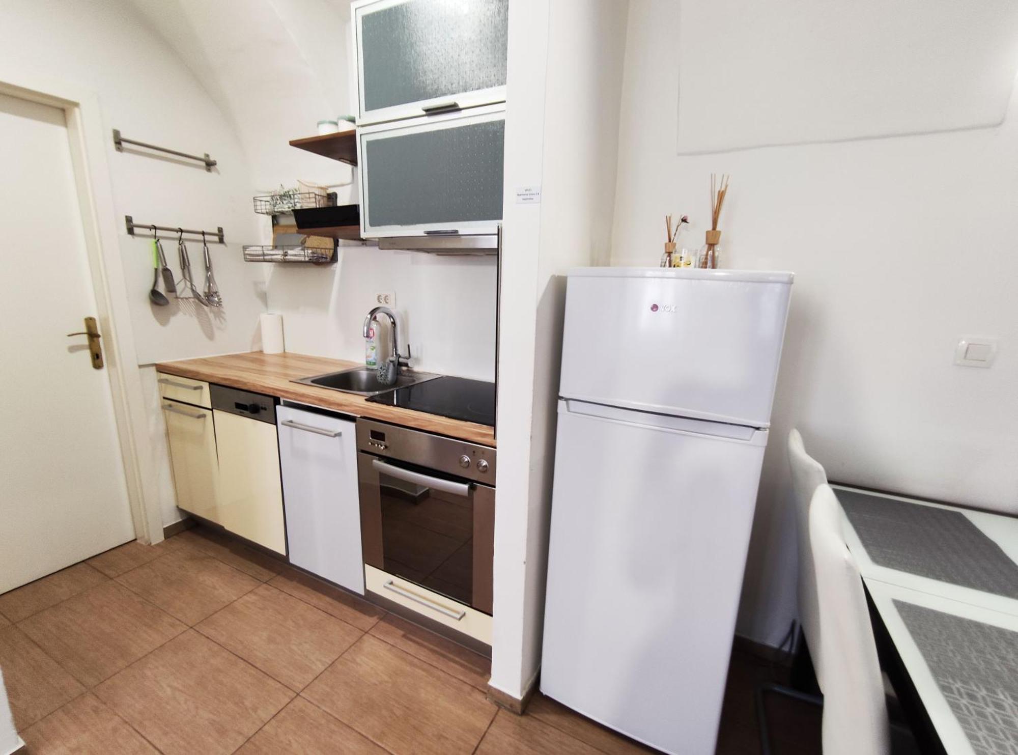 Studio Apartment Sisters 3-4 Любляна Екстер'єр фото