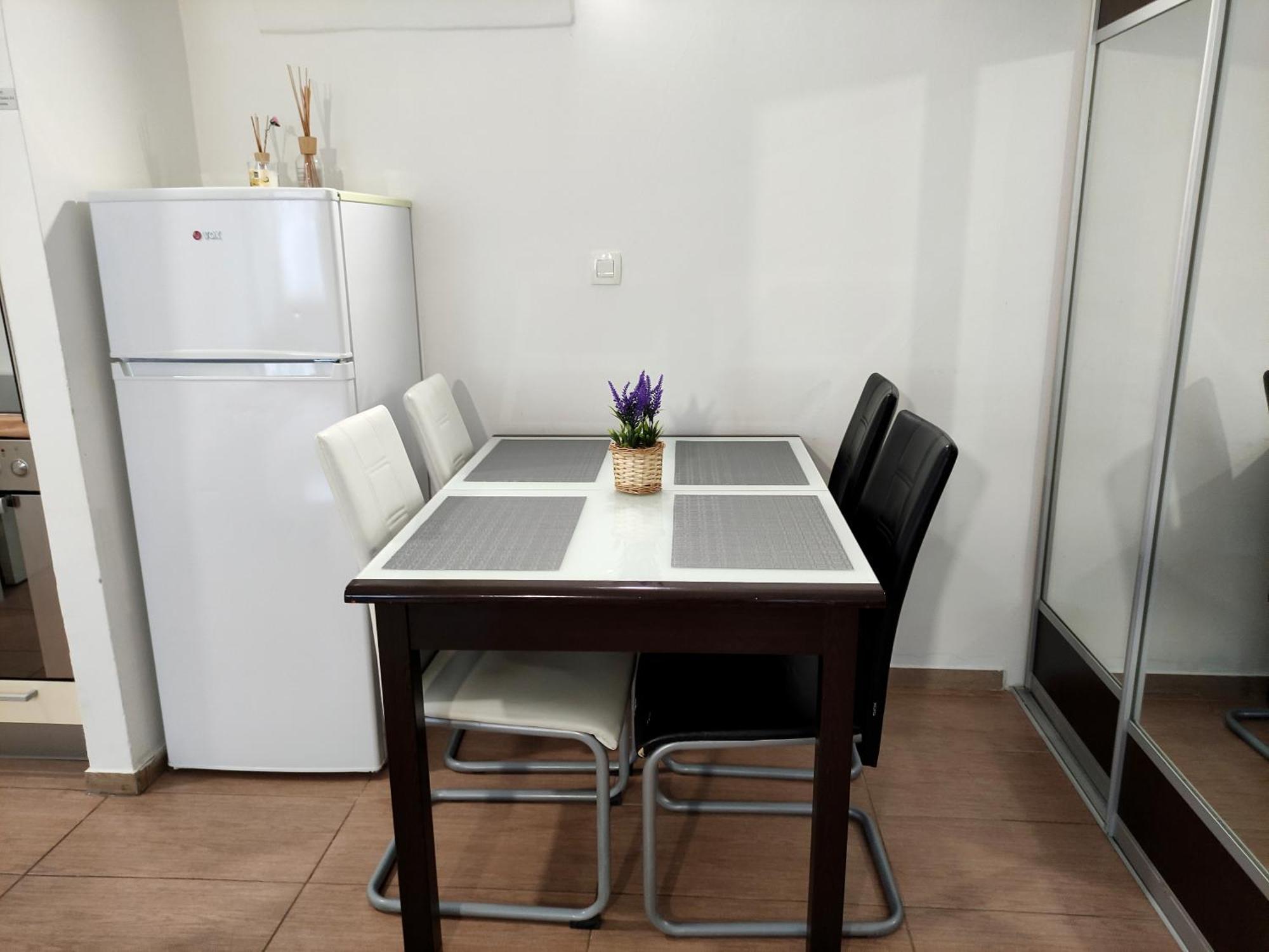 Studio Apartment Sisters 3-4 Любляна Екстер'єр фото